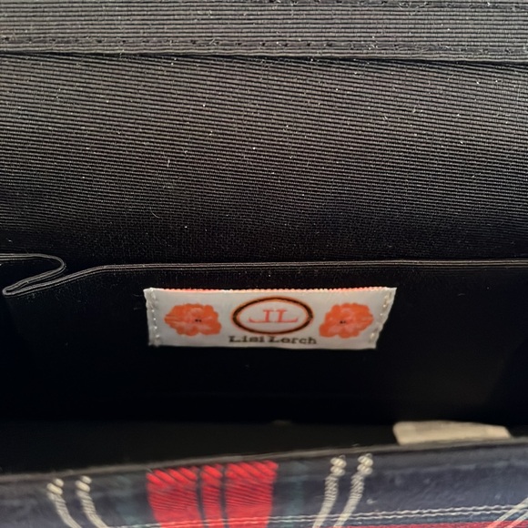 Plaid Holiday Bee Clutch or Crossbody with Gold Detachable Chain - Picture 7 of 7